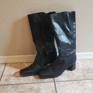 Naturalizer Black Boots
